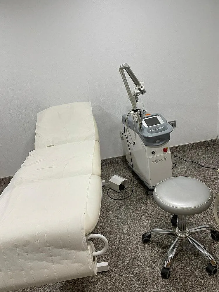 Dermostetic Medical Laser equipo para eliminación de manchas